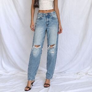 Zara Blue Distressed Destroyed Medium Wash Ripped Knee High Waisted Mom Jeans XS